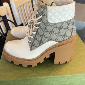 Gucci White and Tan Ankle Boots